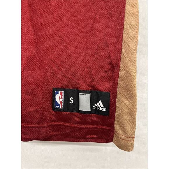 Mens adidas Cleveland Cavs Red sleeveless jersey #2 player williams Mens logo - Picture 2 of 8